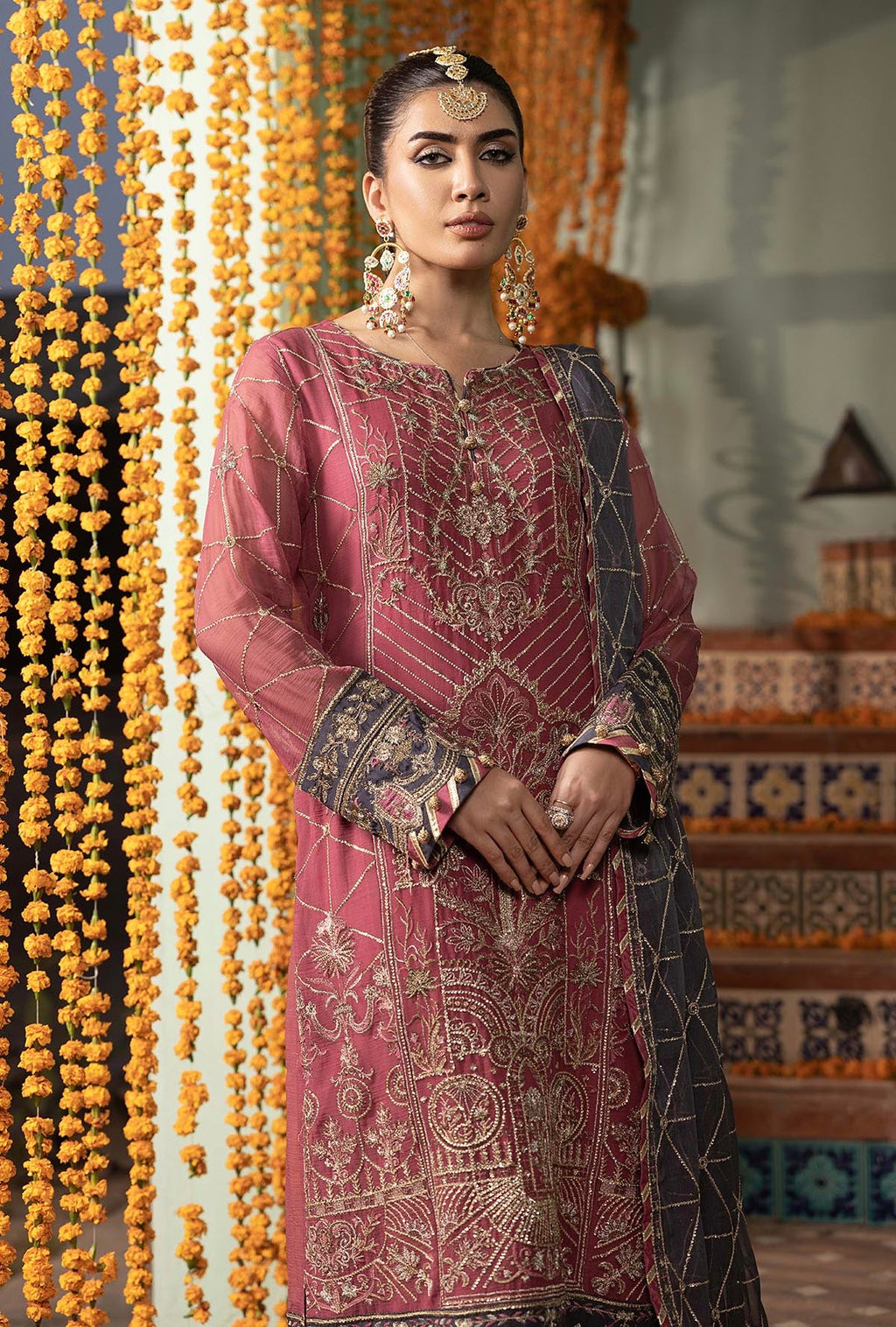 Rang-e-Mehfil by Adnan's Libas - Design 2