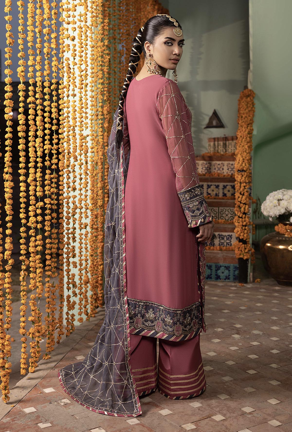 Rang-e-Mehfil by Adnan's Libas - Design 2