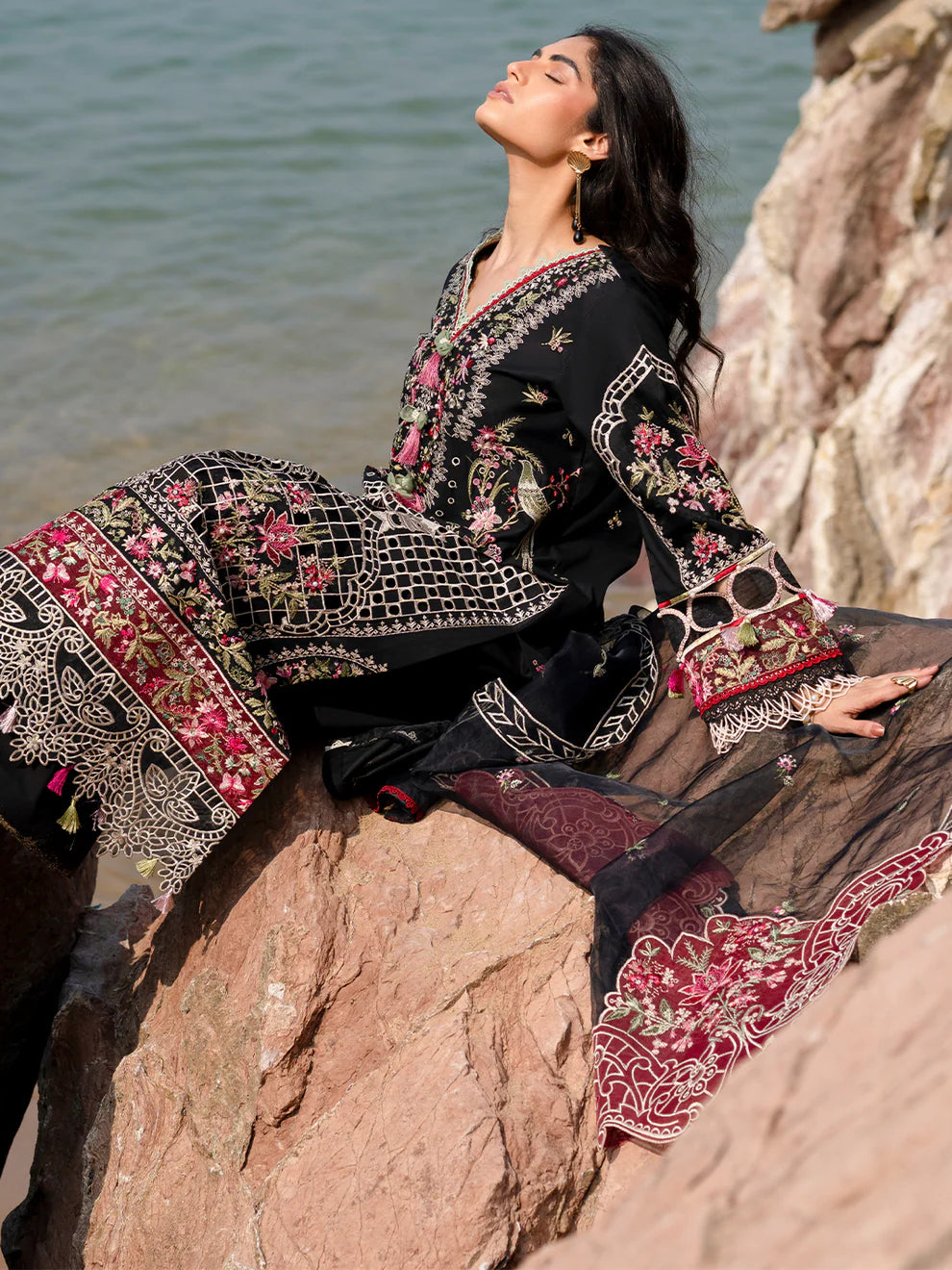 Sirene by Mahnur - Azure