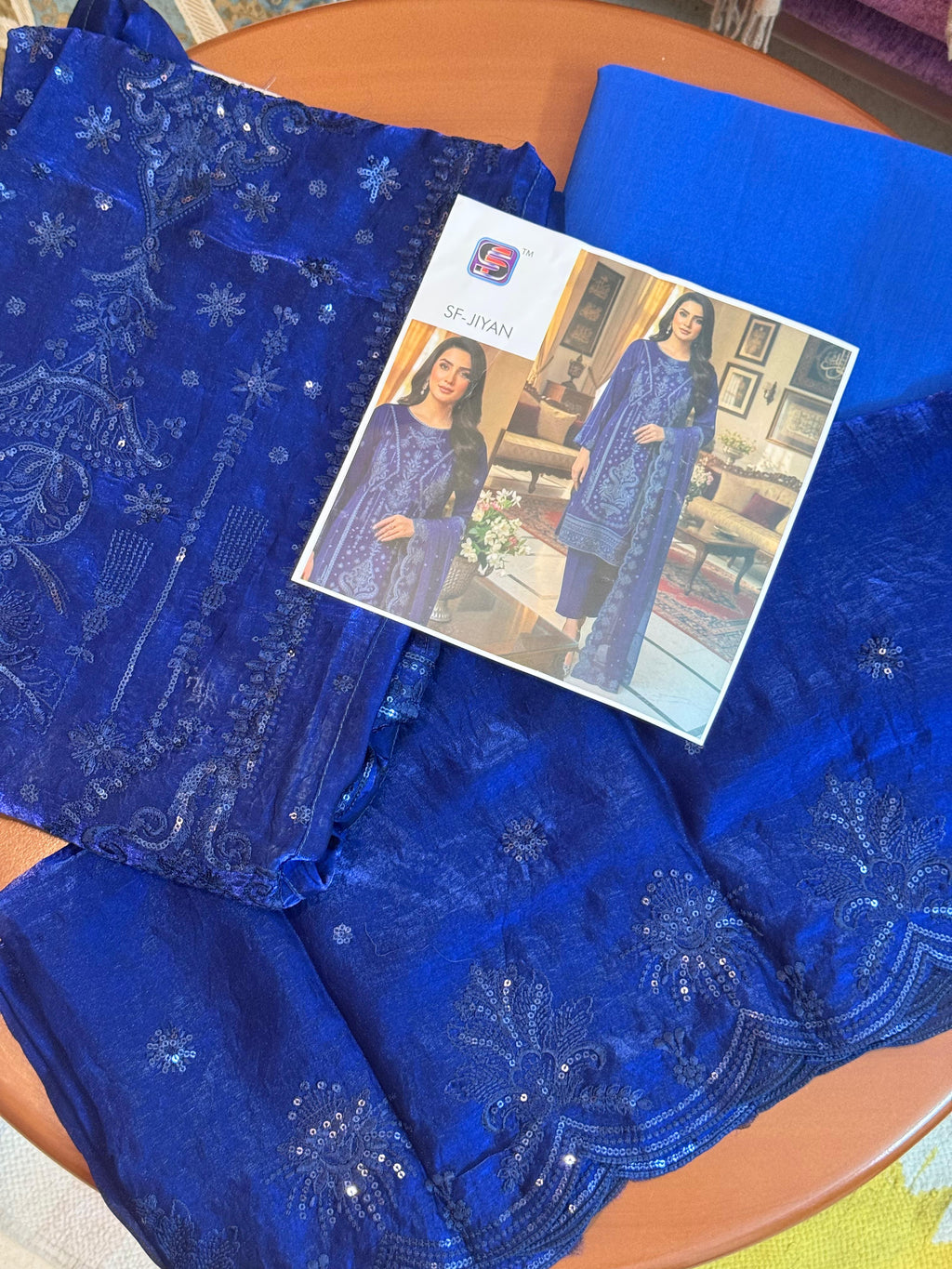 JIYAN – Luxury Unstitched 3-Piece