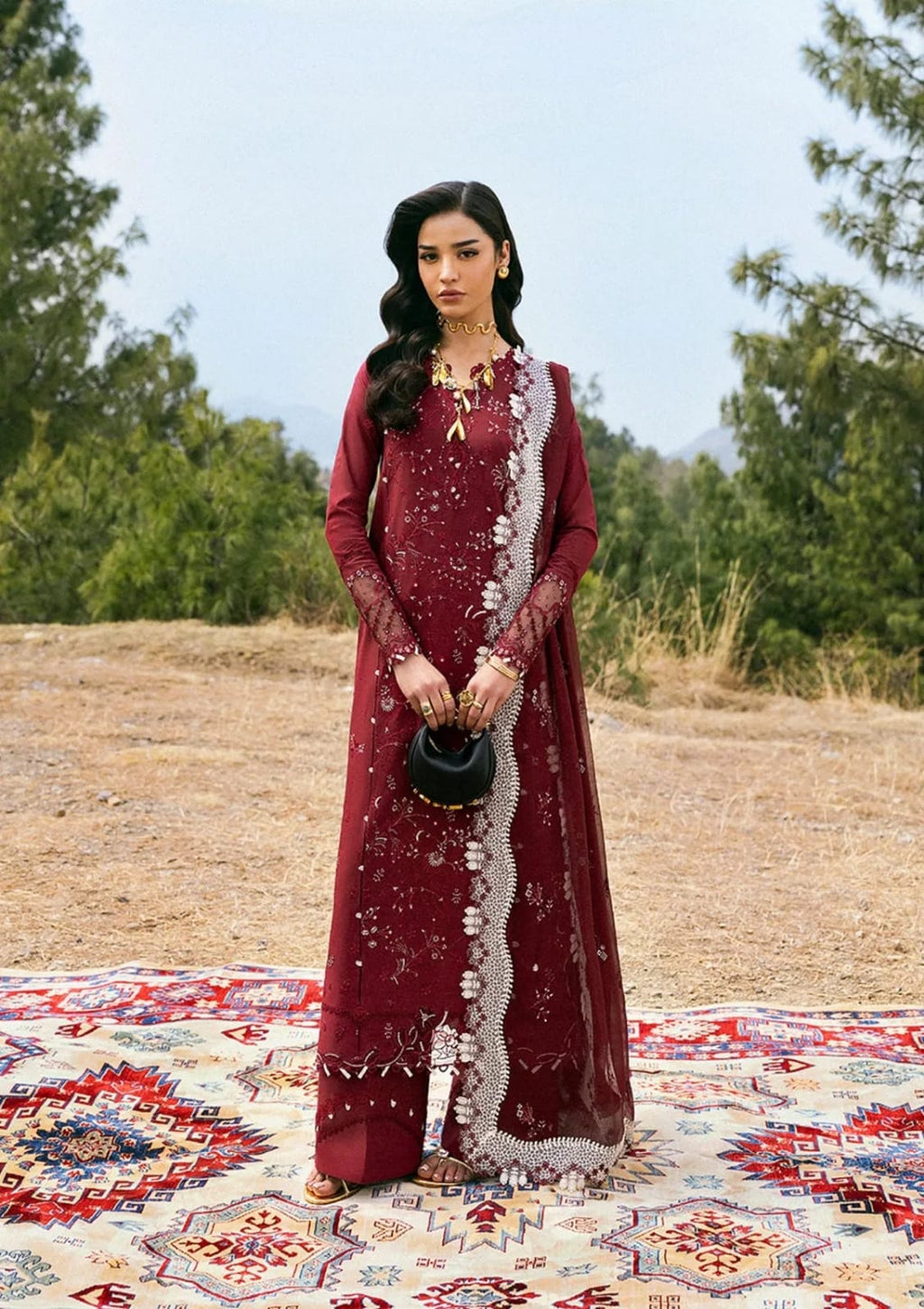 QALAMKAR – Qlinekari 25 “Aila”