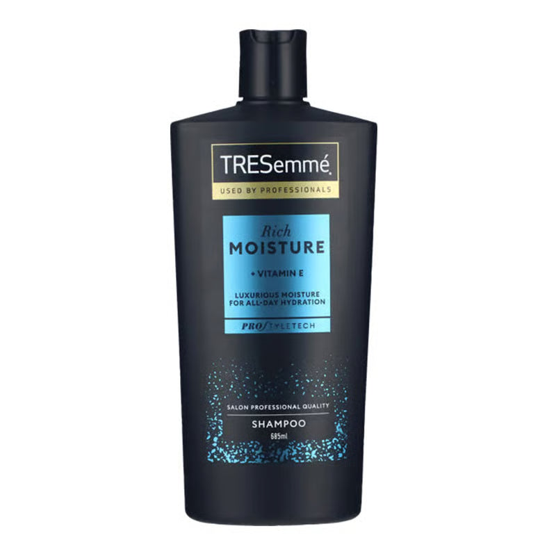 Tresemme Shampoo - Salon Professional 695ml - Dubai Variant