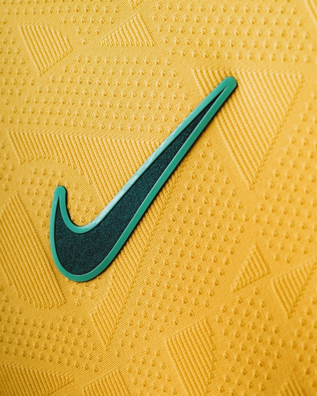 Brazil Home Jersey (Thai Player Edition)