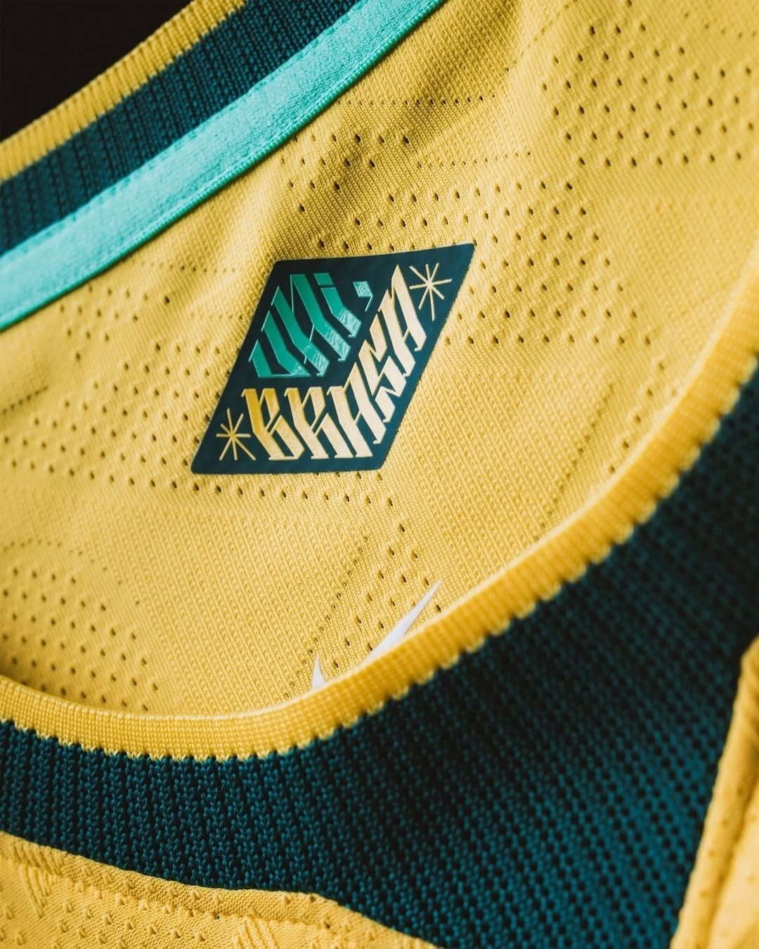 Brazil Home Jersey (Thai Player Edition)
